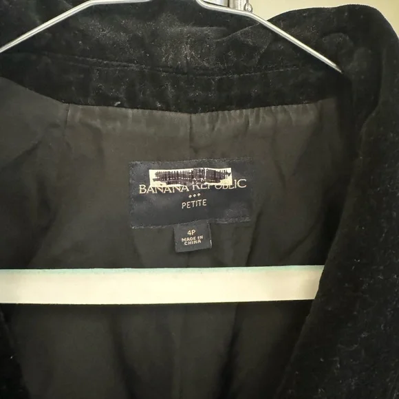 Banana Republic velvet black jacket - Picture 4 of 4
